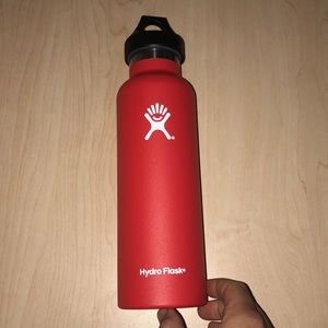 red hydro flask 21oz